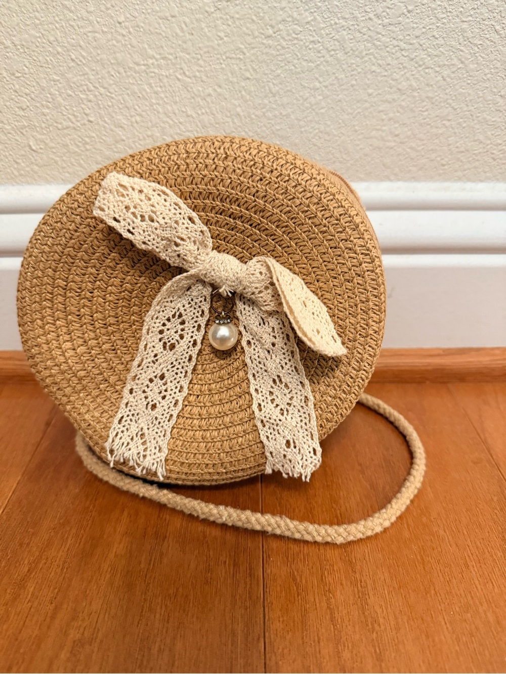 Round Straw Crossbody Bag with Lace Bow - Beige